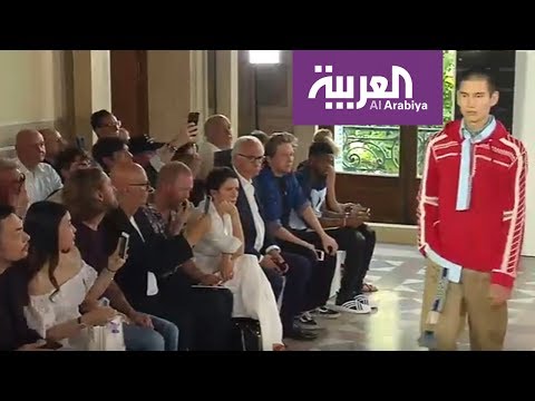 شاهد افتتاح دار فالنتينو للأزياء في أسبوع الموضة الباريسي