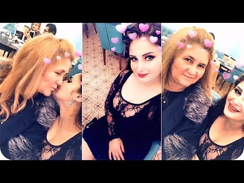 شاهد الفنانة سولاف جليل تحتفل بعيد رأس السنة 2018 مع والدتها